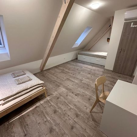 Apartmany Monastery Suites Zirec Dvůr Králové nad Labem Eksteriør billede