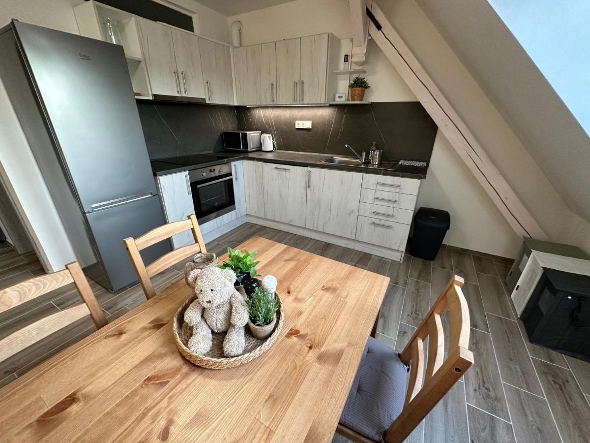 Apartmany Monastery Suites Zirec Dvůr Králové nad Labem Eksteriør billede
