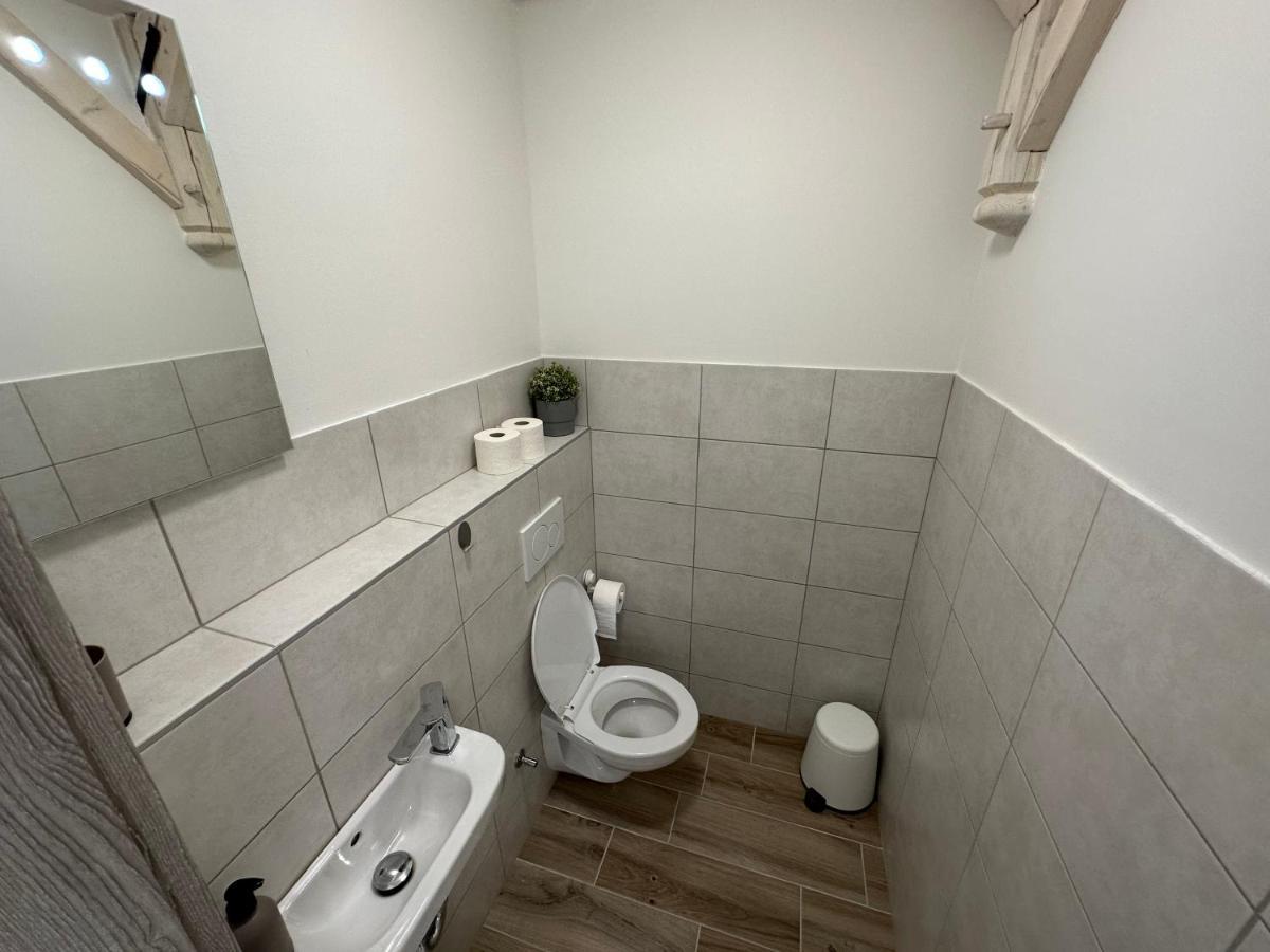 Apartmany Monastery Suites Zirec Dvůr Králové nad Labem Eksteriør billede