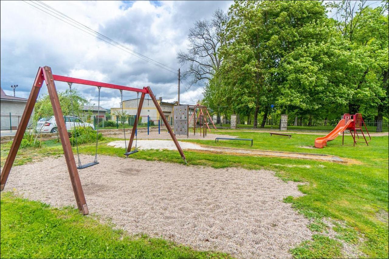Apartmany Monastery Suites Zirec Dvůr Králové nad Labem Eksteriør billede