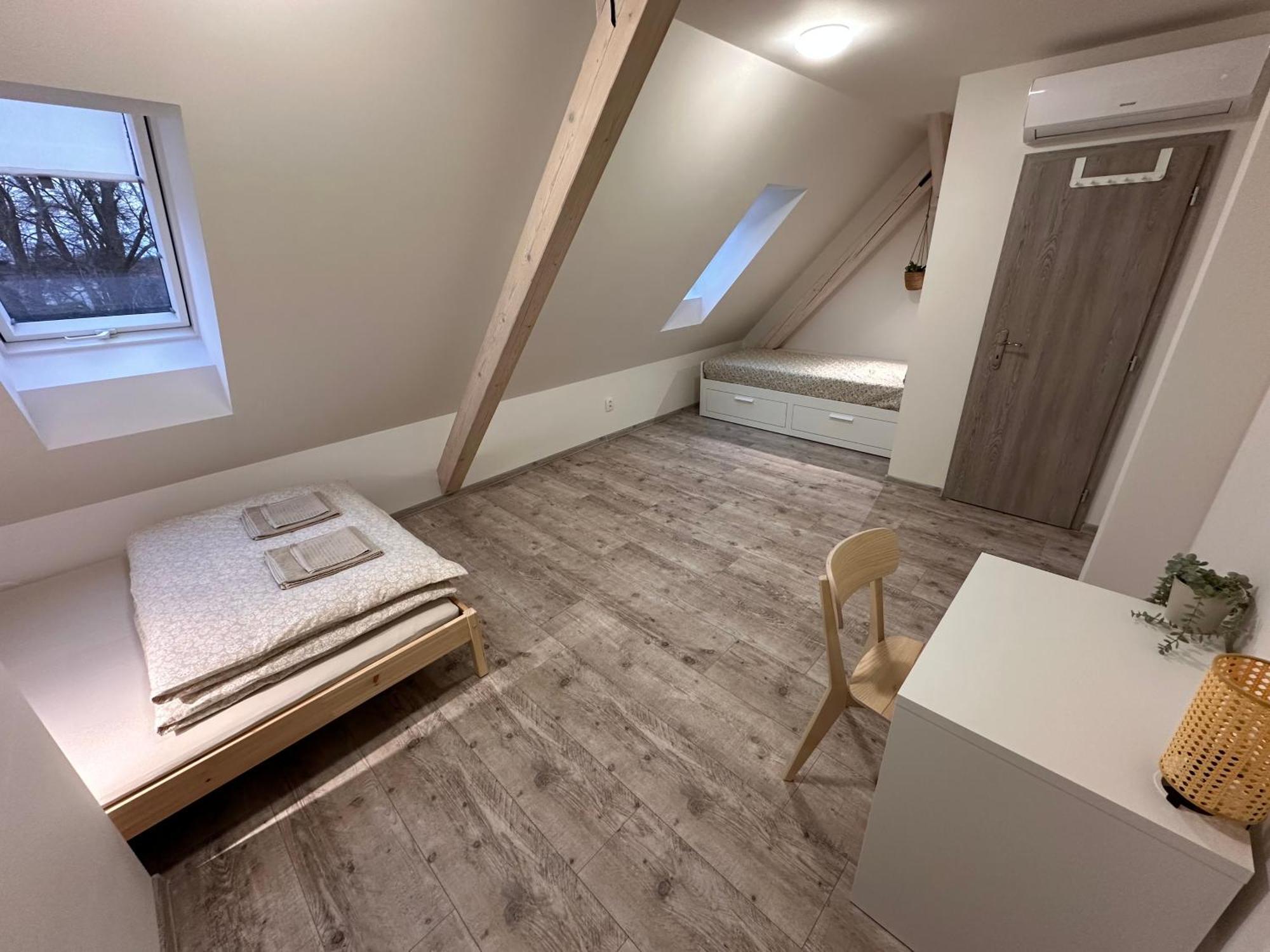 Apartmany Monastery Suites Zirec Dvůr Králové nad Labem Eksteriør billede
